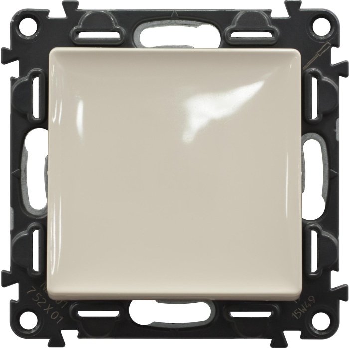 Legrand накладка 7.4x7.4 см, Valena Life