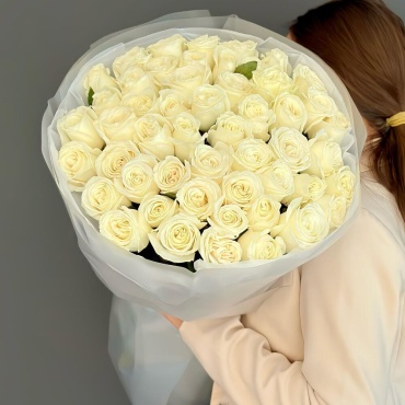 Rilak Floral моно-букет в оформлении роза 51 шт 60 см