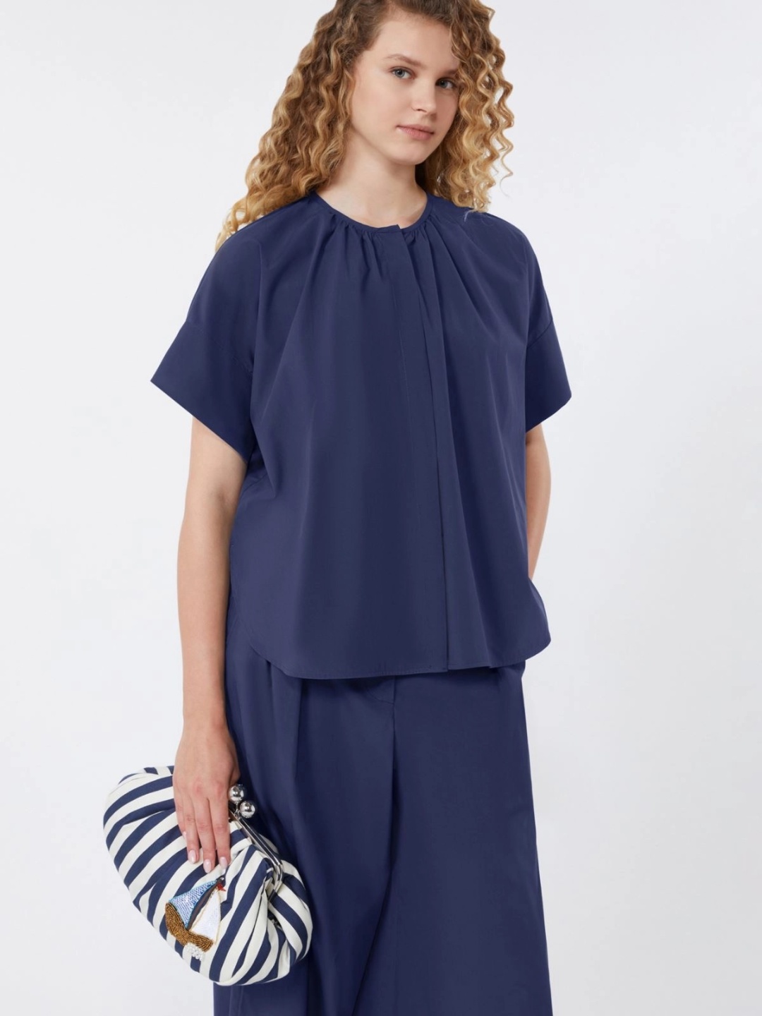 Блузка Max Mara темно-синий