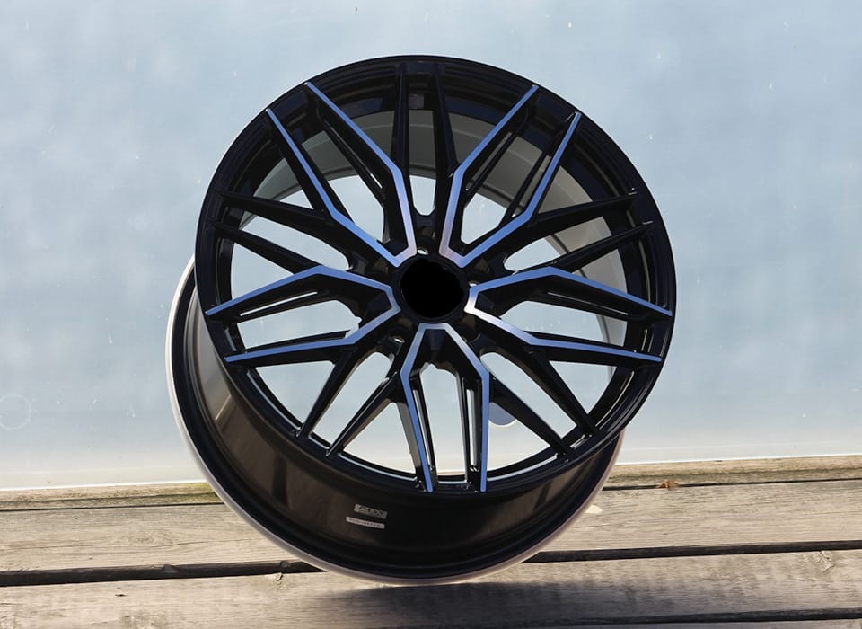 Rainbow 3806FF 8.5x18/5x114.3 D67.1 ET35 4 диска черный, серебристый