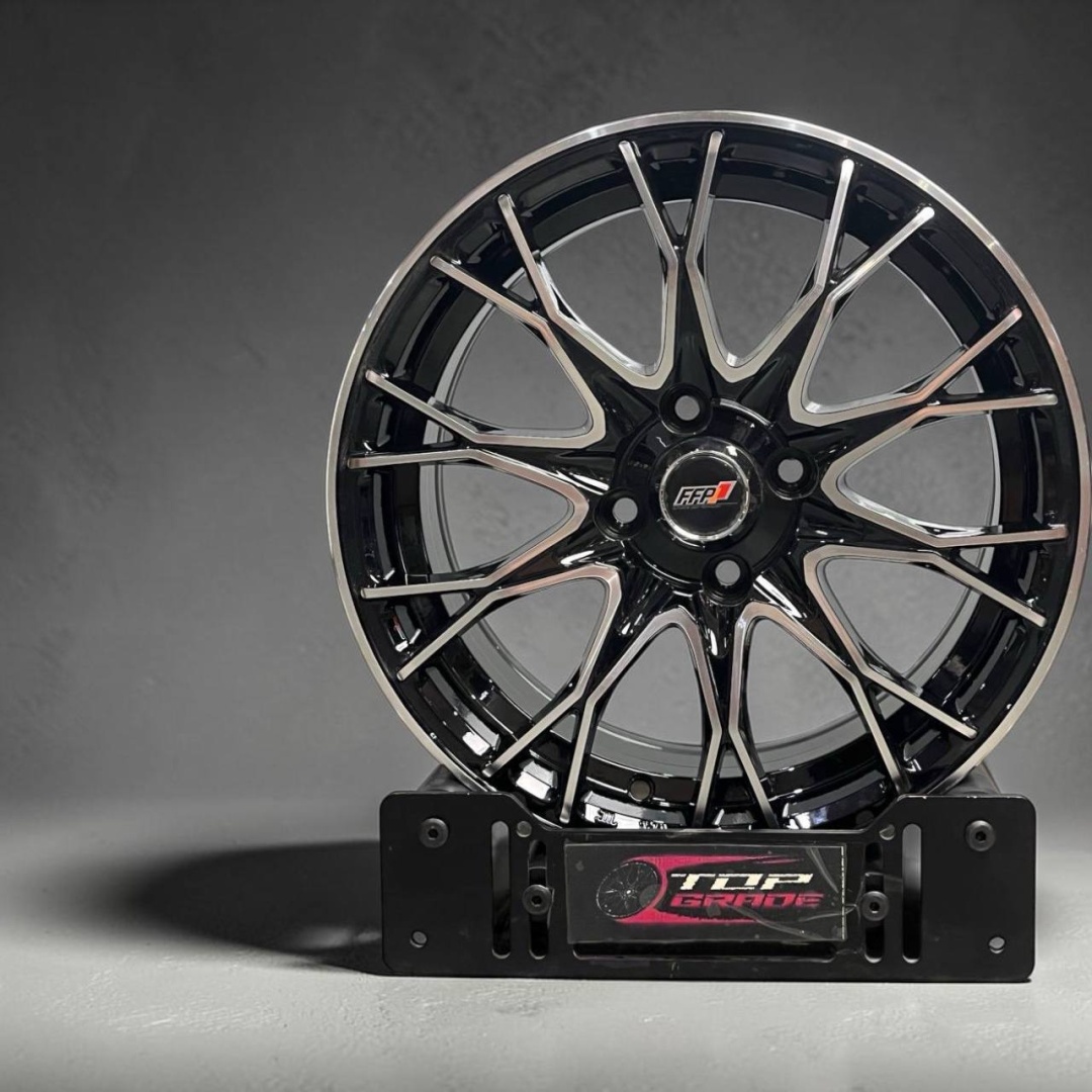 Top Grade AXM 1088 6.5x15/4x100 D67.1 ET35 4 диска черный, серебристый