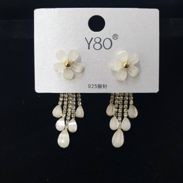 Серьги Fashion Jewelry бижутерный сплав, искусственный камень, стразы