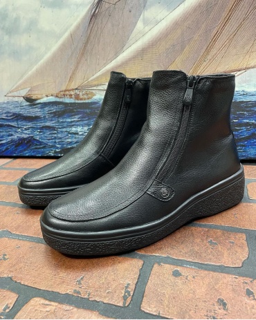 Ботинки BOTA черный