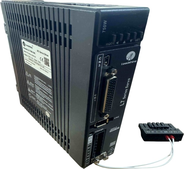 Частотный преобразователь leadshine L7 750 драйвер для ЧПУ 0.75 кВт 5.5 А 75 В