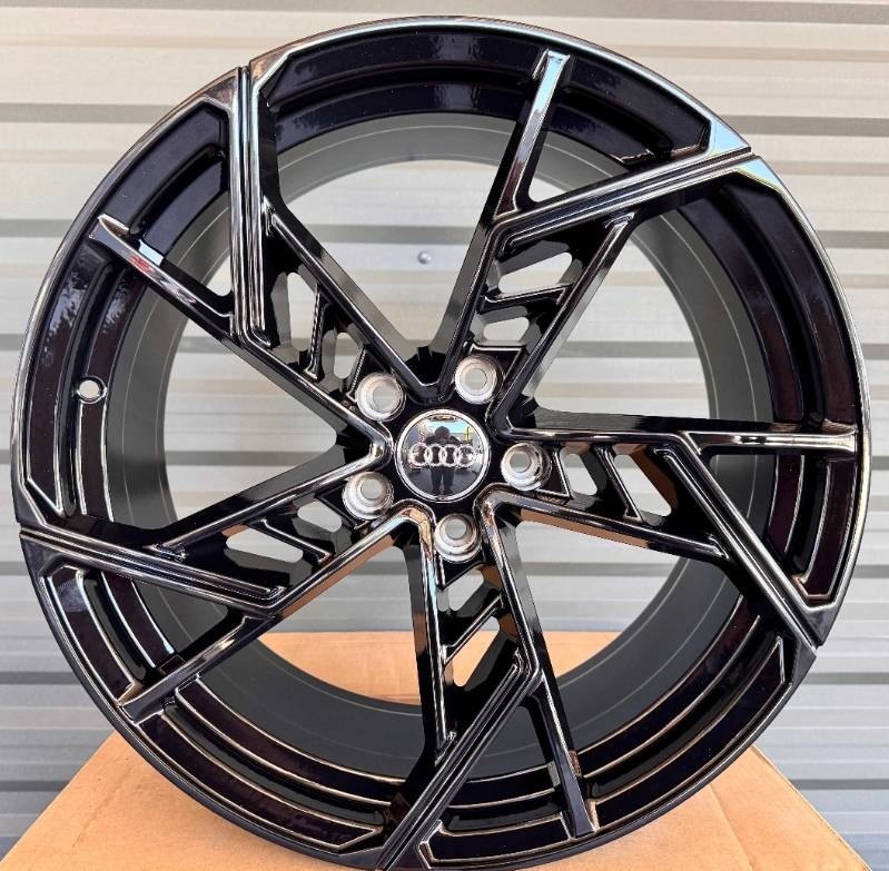 VAG Audi7 9x21/5x112 D66.6 ET30 4 диска черный