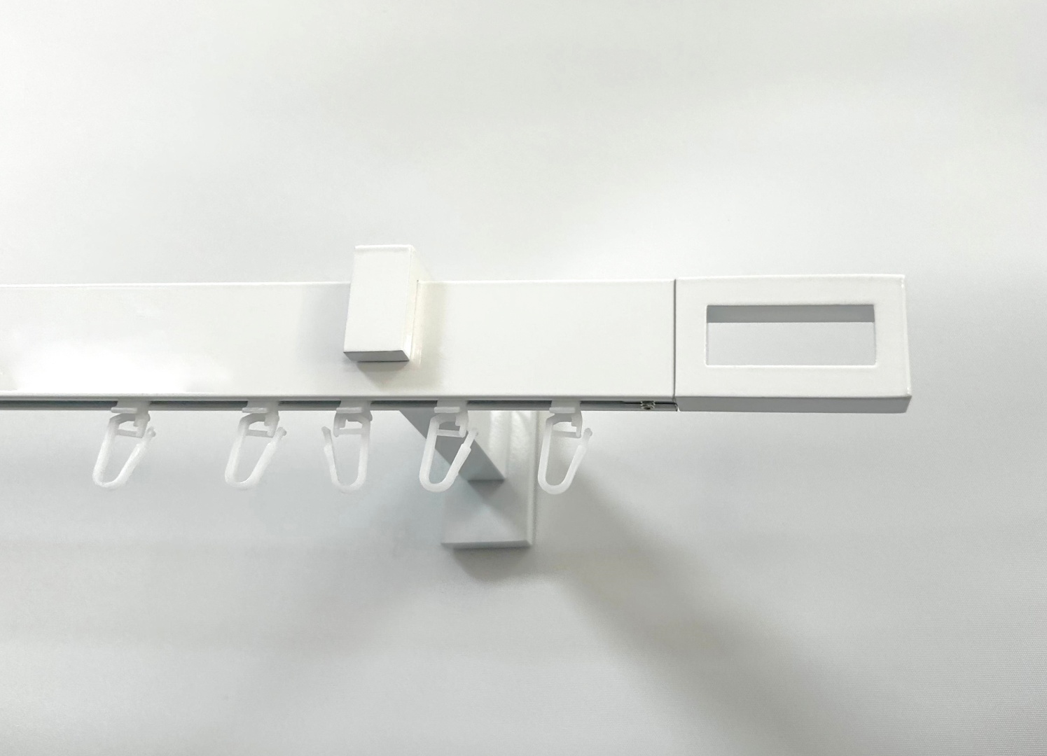 Карниз DSA-decor профильный однорядный белый 600 см