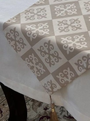 Дорожка на стол 250x40 см, дак, 1 шт