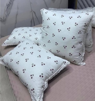 Подушка LAVANDA 70x70 см, холлофайбер
