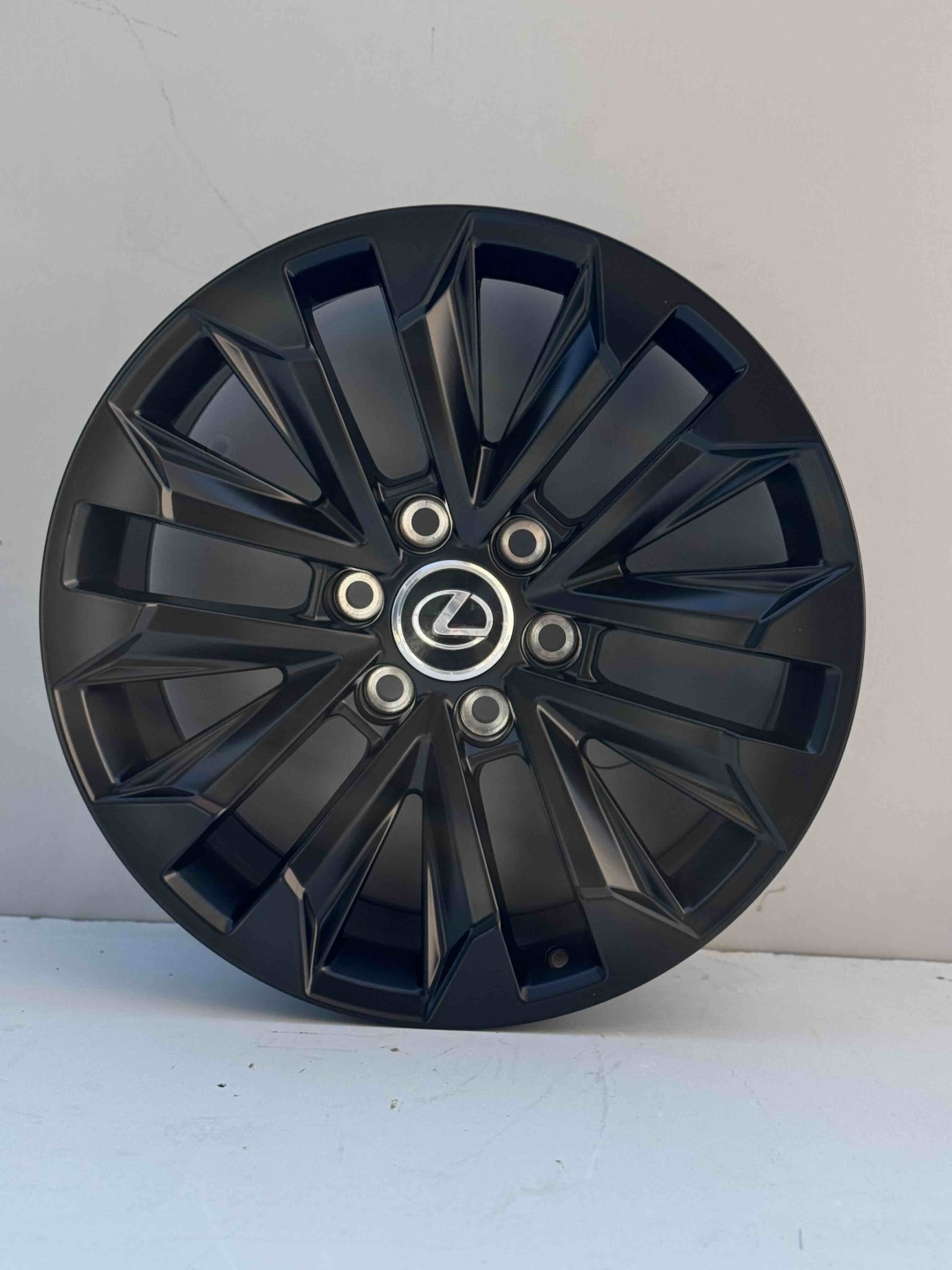 Top Grade lexus h3123 8.5x20/6x139.7 D106.1 ET25 4 диска черный матовый