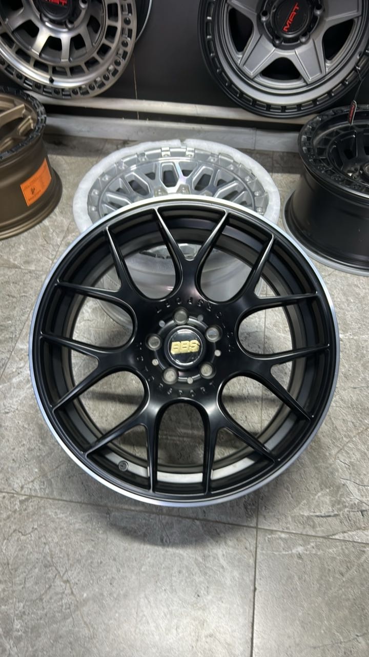 LKN Lkn588534 8x18/5x108 D73.1 ET38 4 диска черный