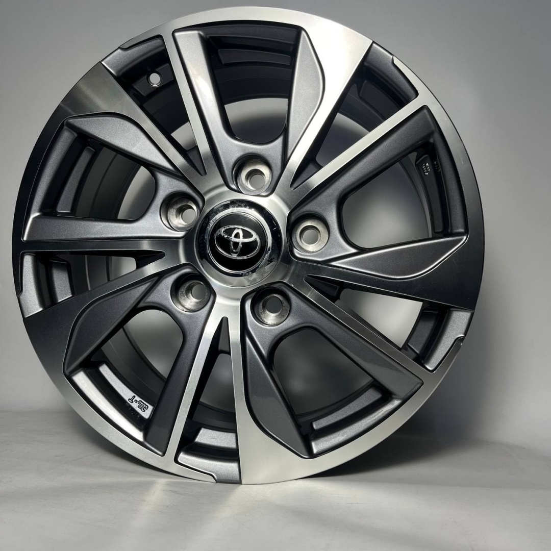 LVZ 776D SC 18*8.0 +56 110 5*150 MG 8x18/5x150 D110 ET56 4 диска графит