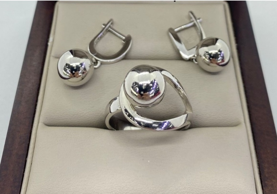 Қазақ Күміс GulmiraSilver Шар вес 14 г серебро, без вставок