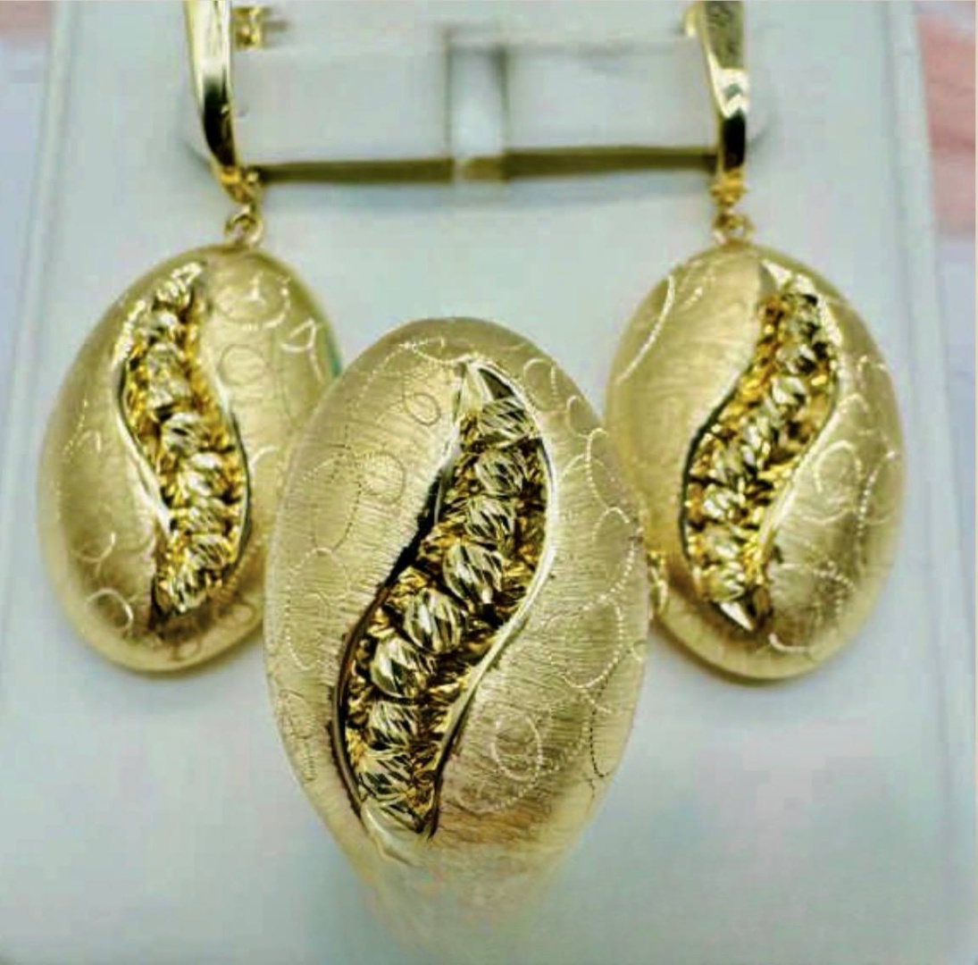 Italy Gold S817454 вес 12.7 г золото, без вставок
