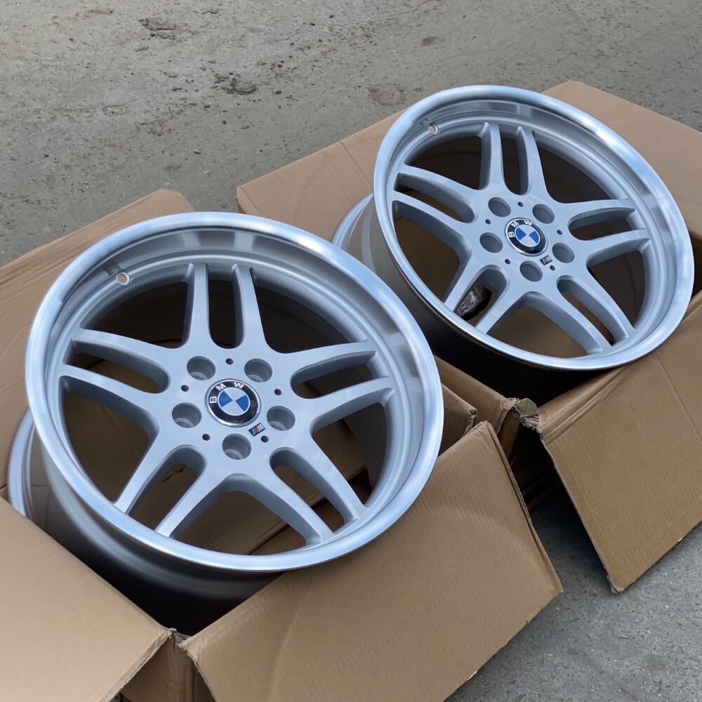 Rainbow Dance BMW 37M Style 8/9x17/5x120 D74.1 ET13.25 4 диска серебристый