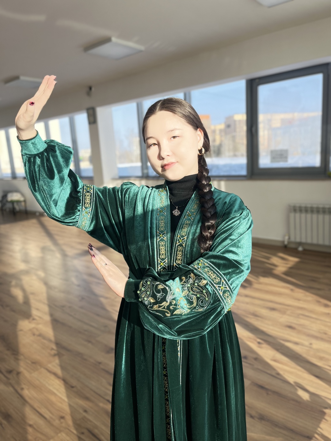 Национальный костюм Акай бирюзовый