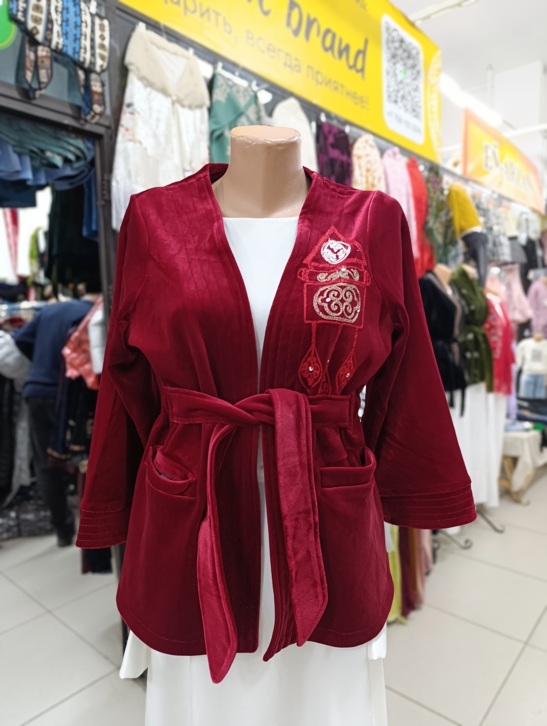Национальный костюм Этно красный