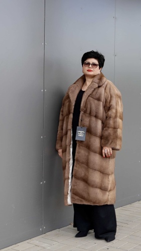 Шуба Europa Furs бежевый
