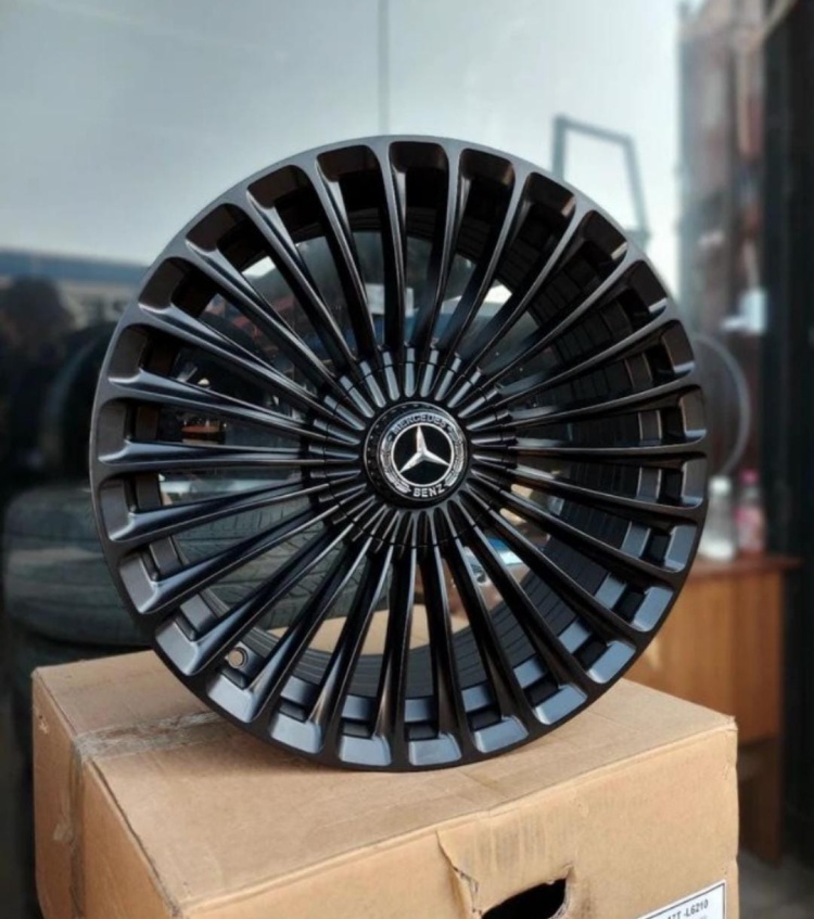 Rainbow Mercedes 3S198 8.5x18/5x112 D66.6 ET35 4 диска черный