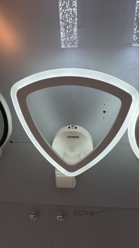 Бра настенный LED, белый