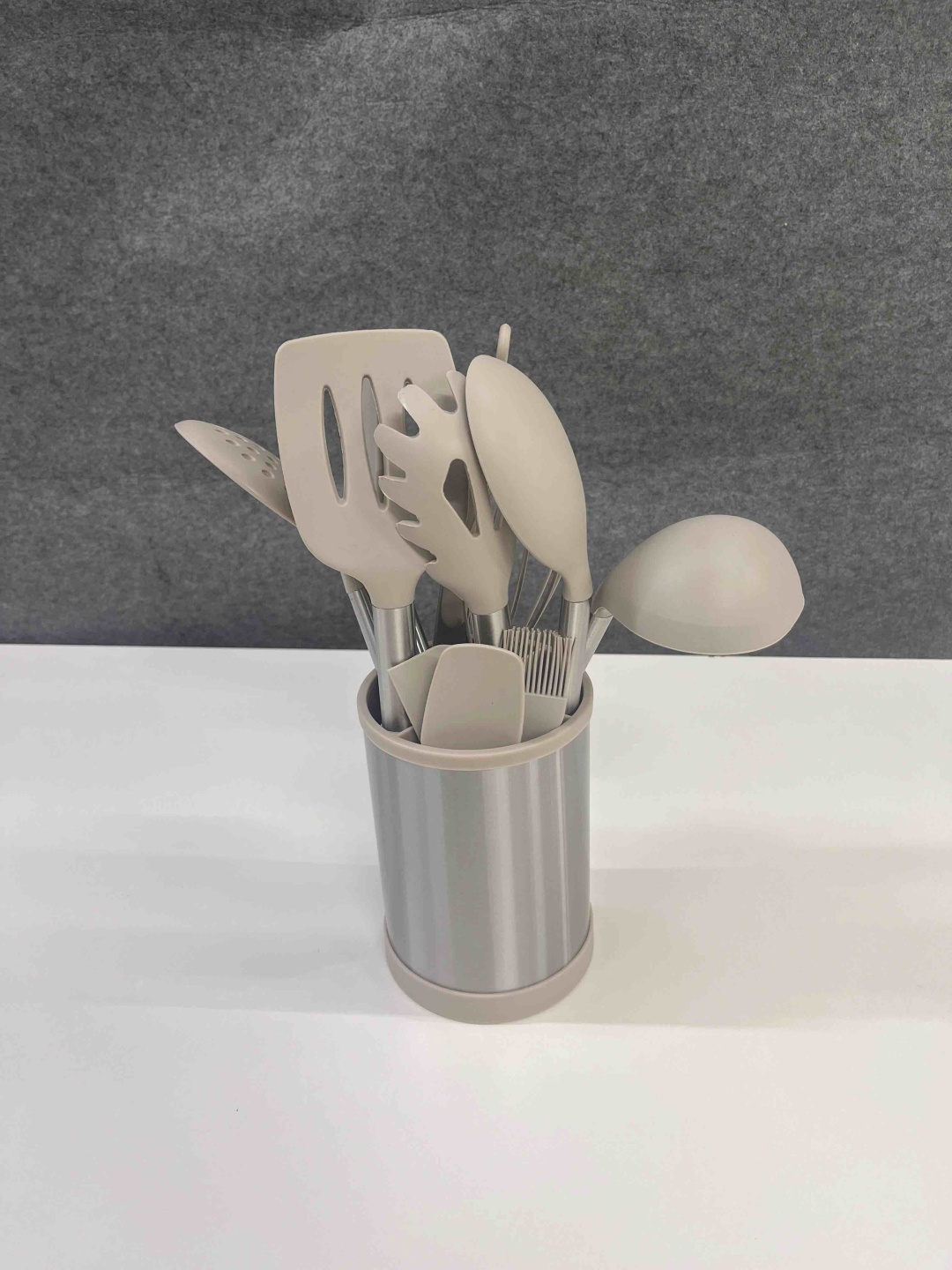 Набор кухонных инструментов Kitchen & Dining нержавеющая сталь, силикон, 12 шт