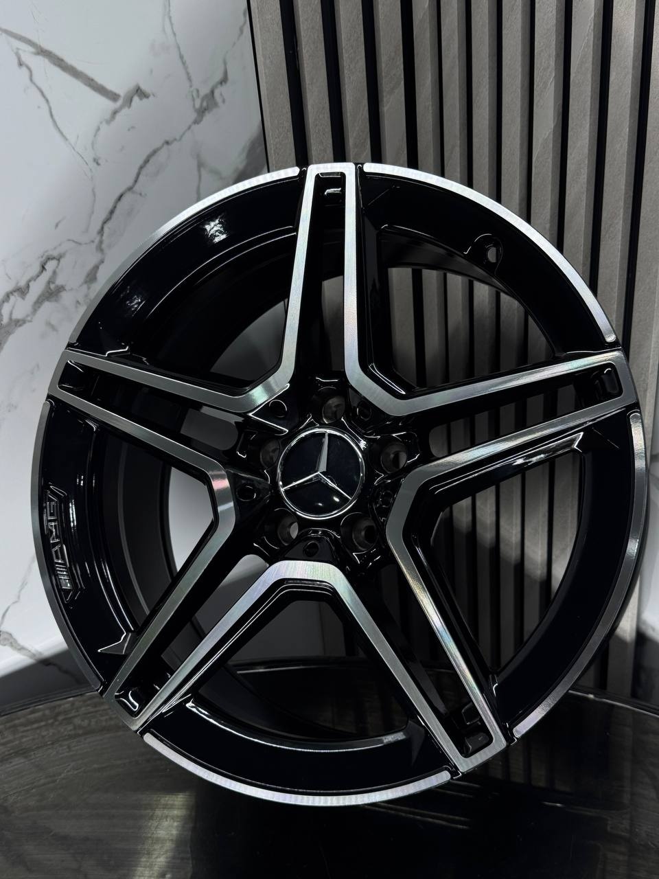Top Grade Mercedes Benz H3067F 7.5x17/5x112 D66.5 ET36 4 диска черный, серебристый