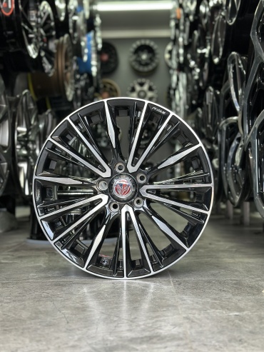 Rays G4 7.5x17/5x112 D66.6 ET38 4 диска черный, серебристый
