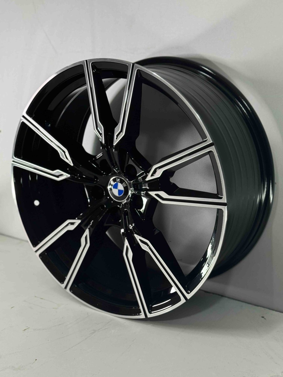 Top Grade fbx266 8.5/9.5x20/5x112 D66.56 ET25.38 4 диска черный, серебристый