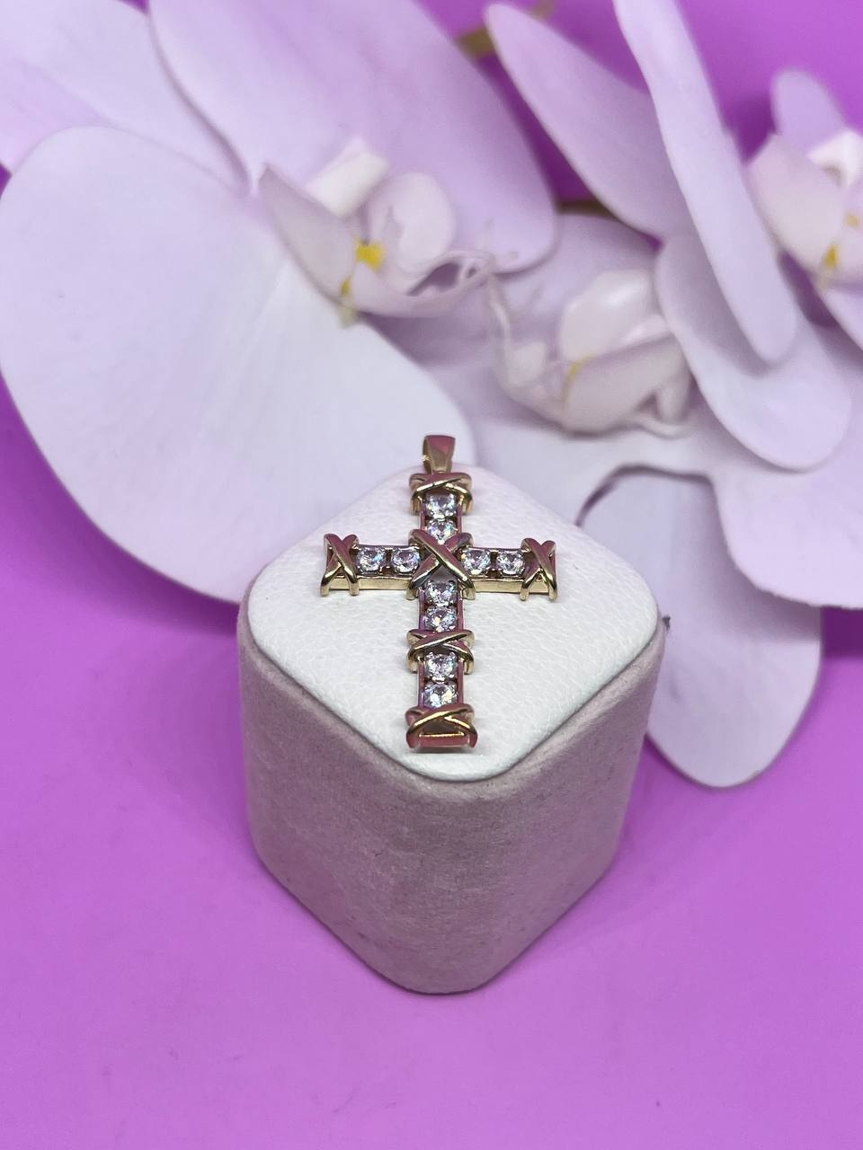 Крестик SAR JEWELRY tohsa-1163 вес 5.35 г золото, фианит