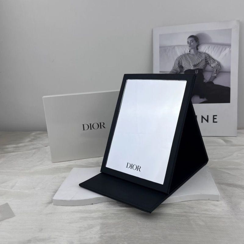 Dior зеркало карманное 19*14 cm