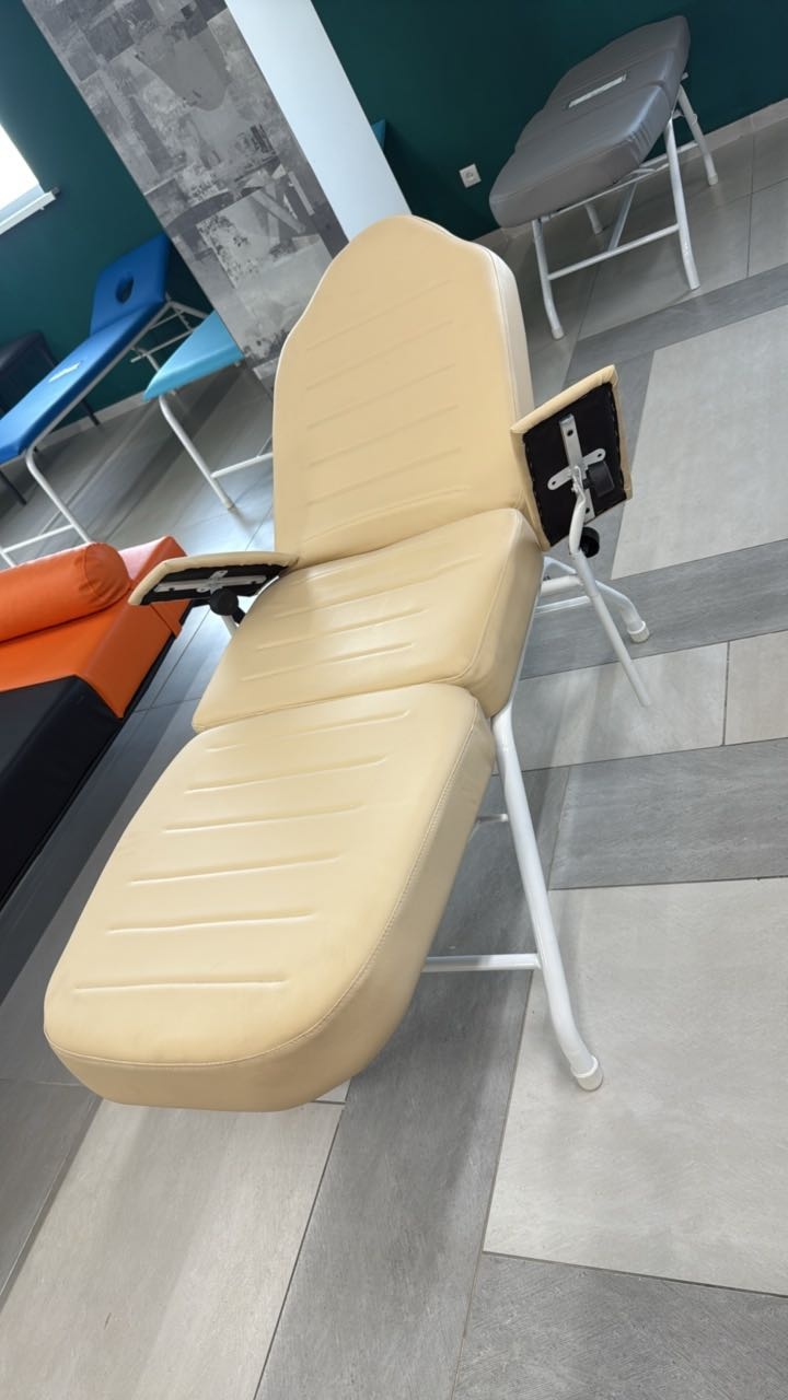 ZETA кушетка до 130 кг 55х173 см