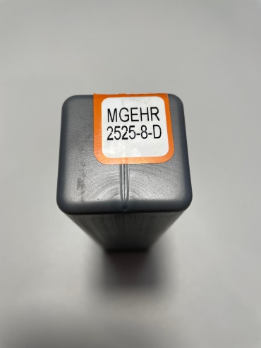 Резец отрезной MGEHR2525-8-D, 25х25х150 мм