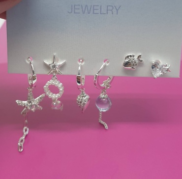 Серьги Jewelry бижутерный сплав, стекло, искусственный камень, стразы