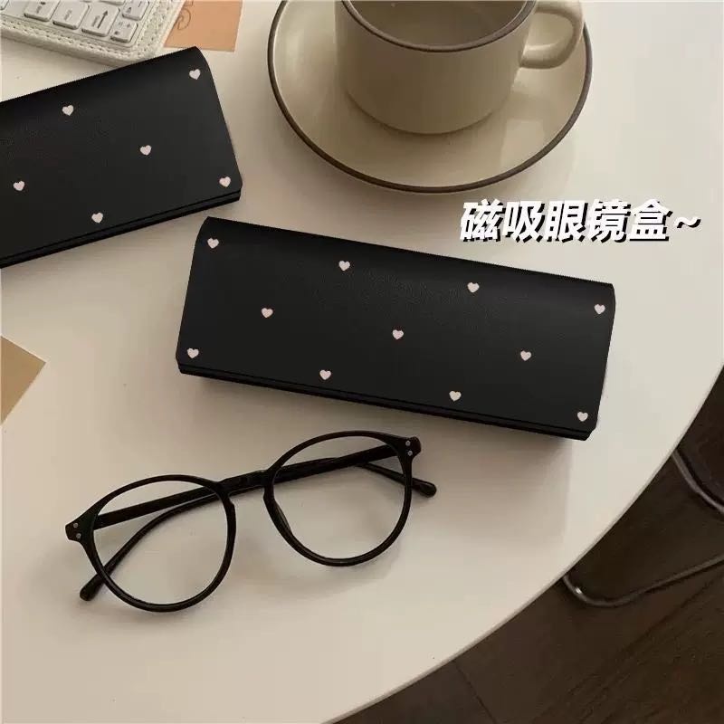 Мягкий футляр Accessories искусственная кожа, 3 x 16 см черный