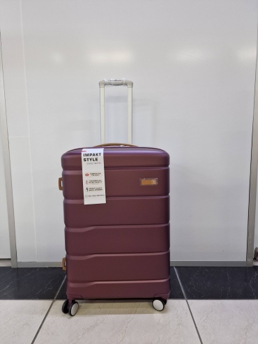 Чемодан it luggage GU24231114 поликарбонат 34 л фиолетовый