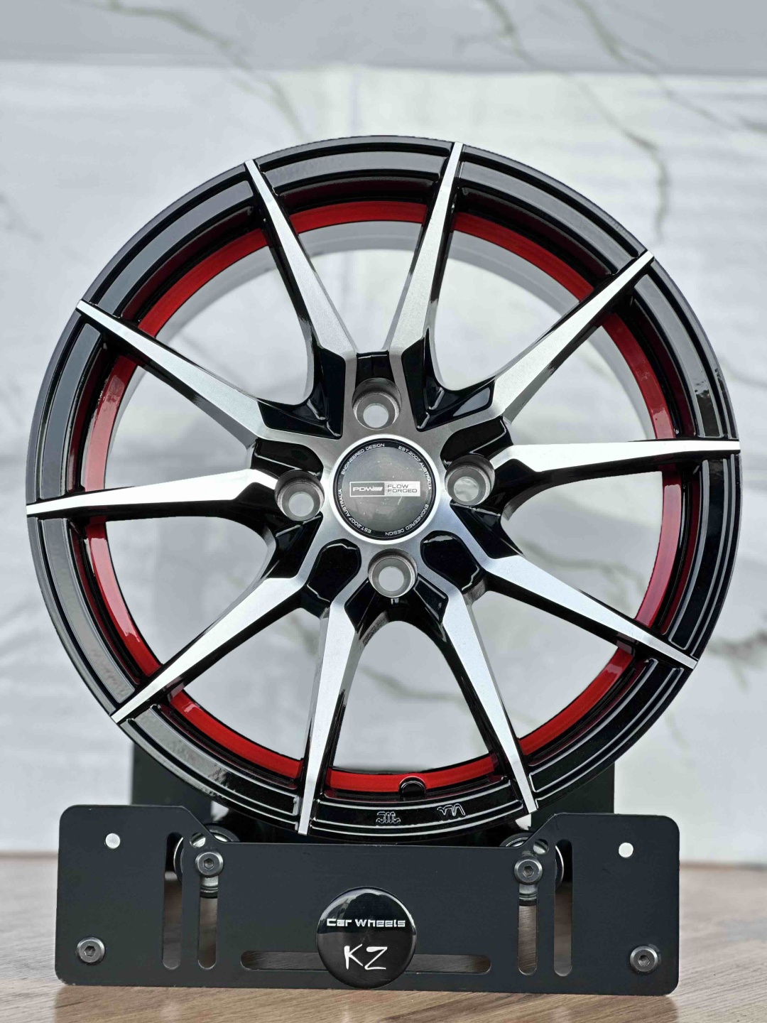 PDW SG2032 7x15/4x100 D67.1 ET30 4 диска черный, серебристый, красный