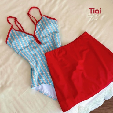 Купальник слитный Tiai голубой, красный