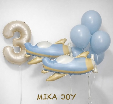 Набор воздушных шаров MIKA JOY Самолет 3 года 8 шт, голубой, золотистый