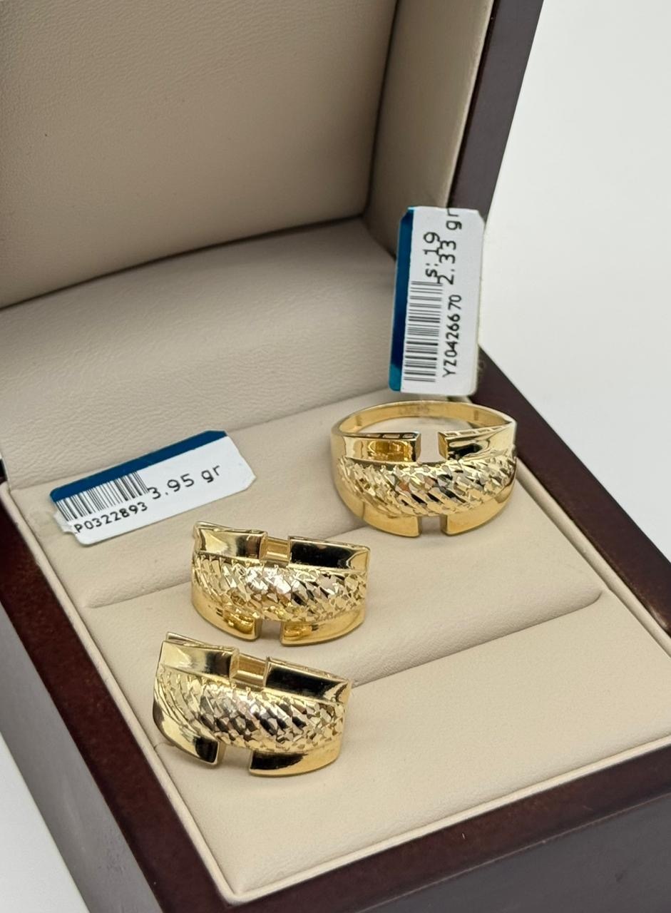 Italy Gold К39523319 вес 6.2 г золото, без вставок