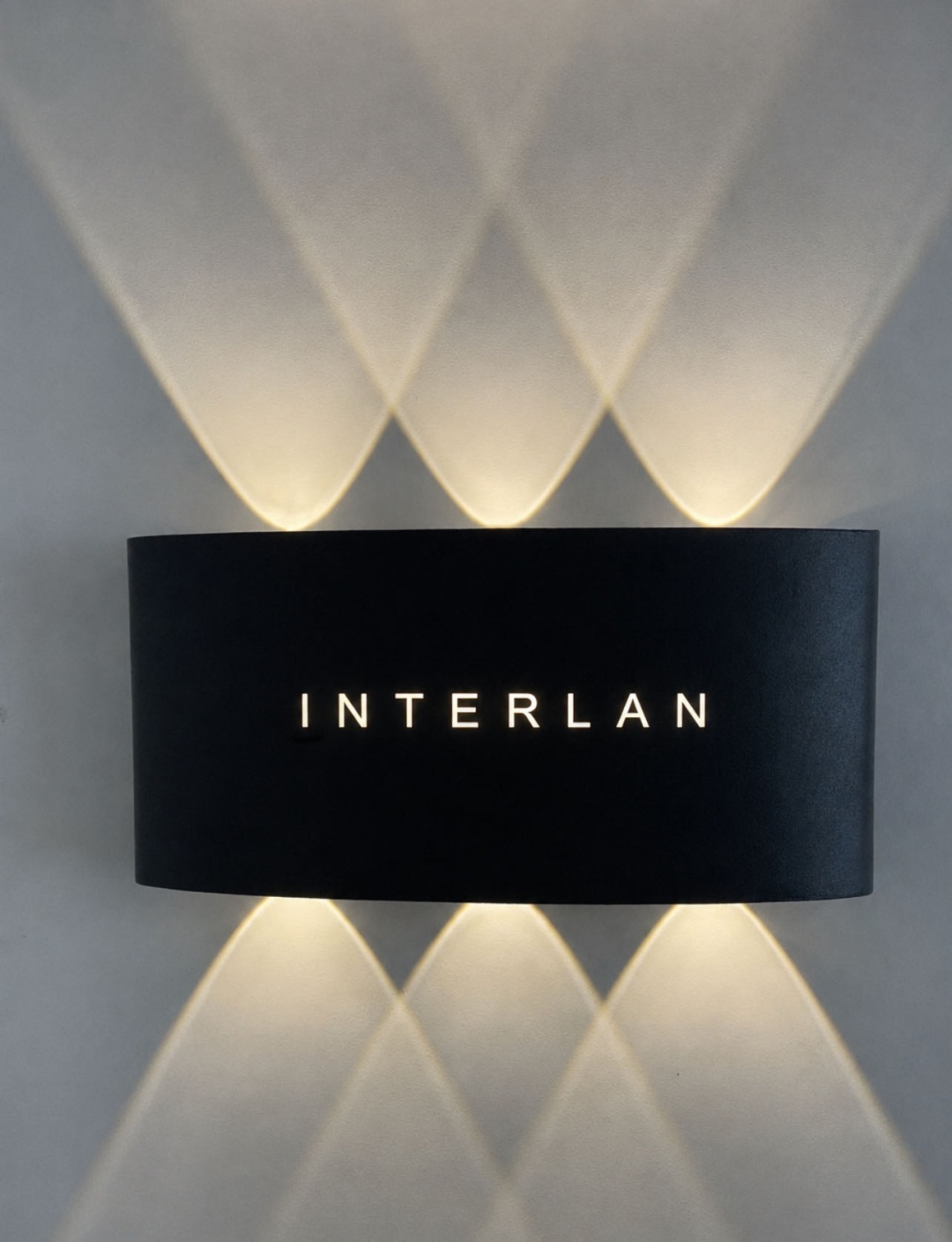 Бра настенный INTERLAN LED, черный