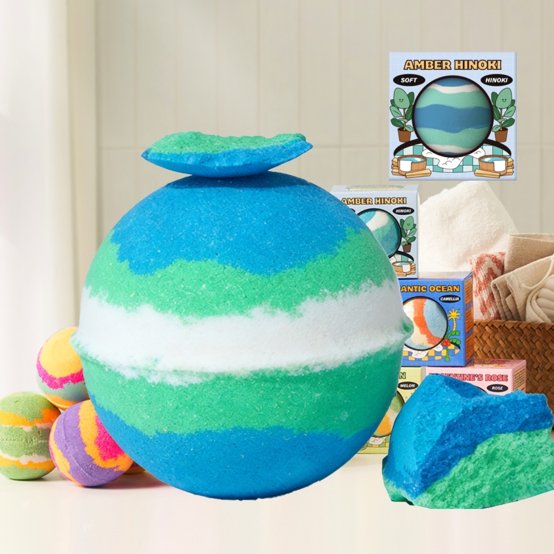 Plu Bubble Bath Bomb Amber Hinoki бомбочка 200 г