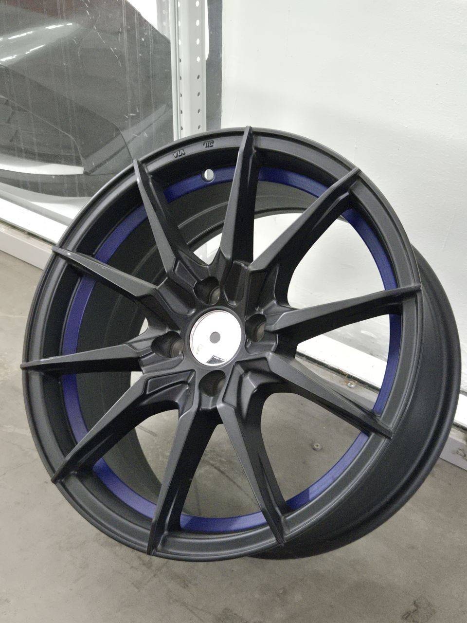 Top Grade SHF1026 7x16/4x100 D67.1 ET32 4 диска синий, черный матовый
