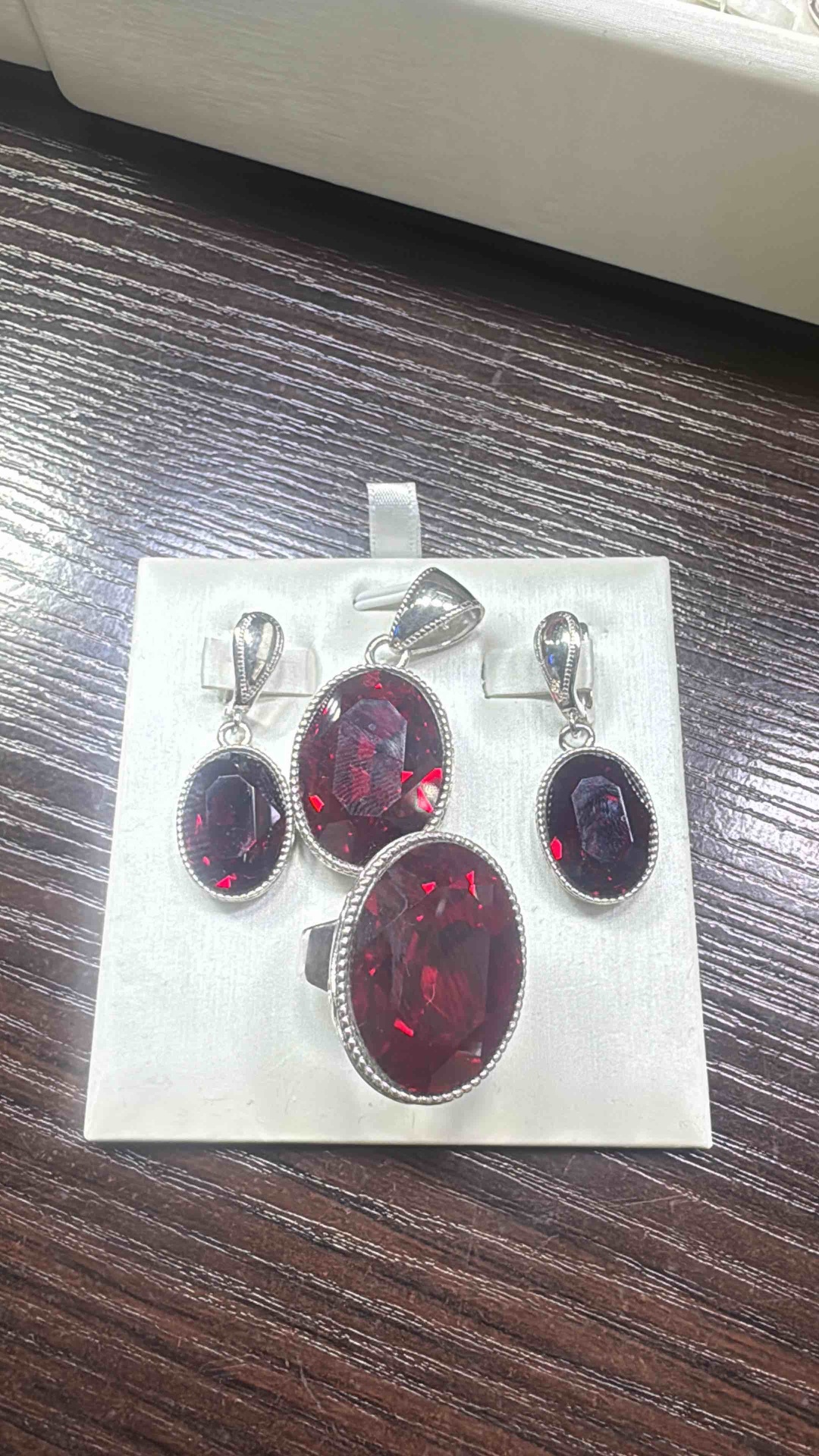 18 КАРАТ 797648710 вес 40 г серебро, гранат