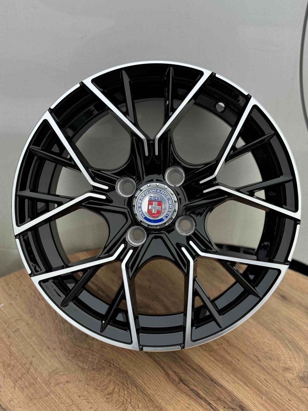Top Grade 11008 7x16/4x100 D67.1 ET30 4 диска черный, серебристый