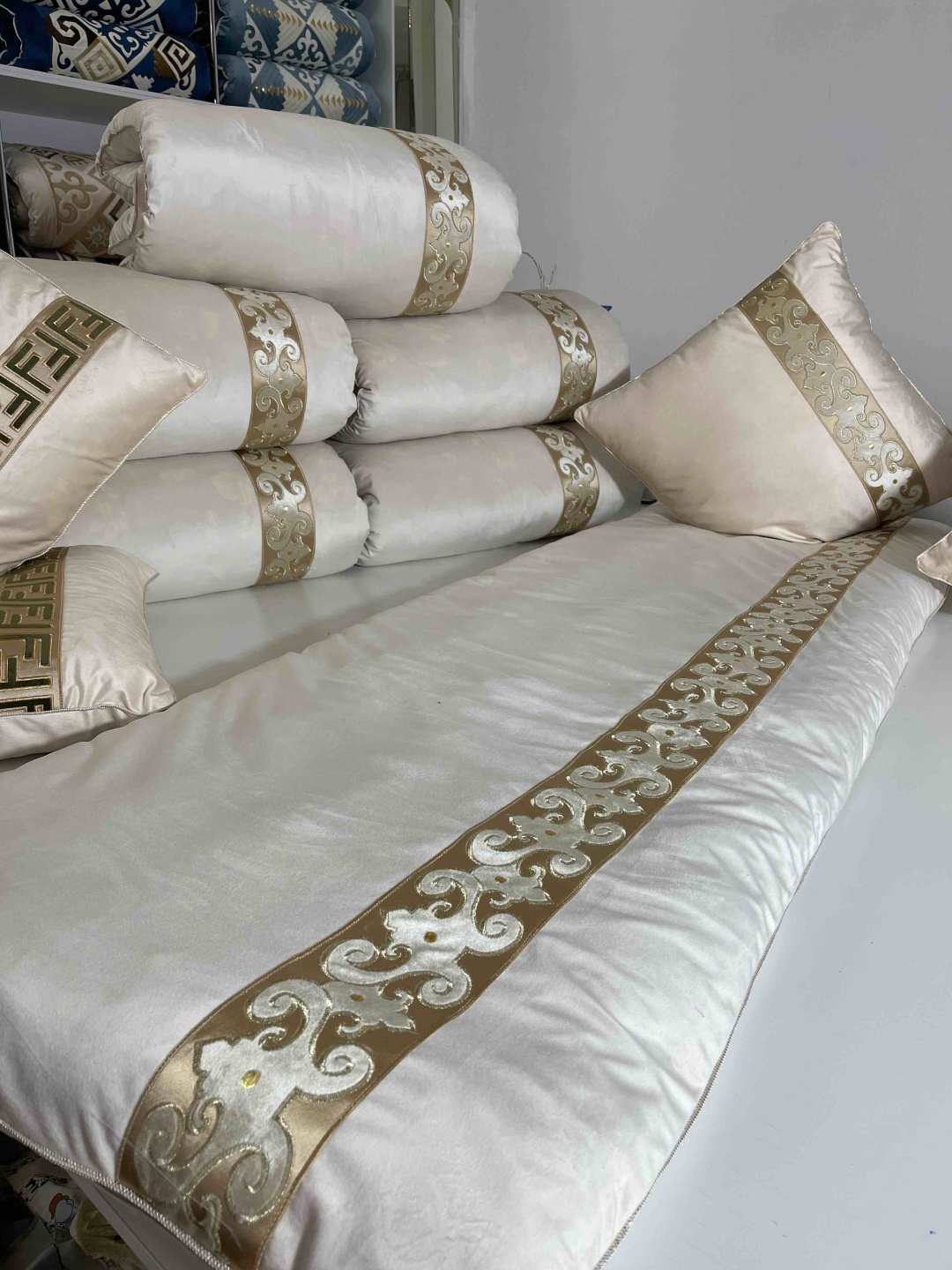 Samruk körpe комплект корпе с подушками 230x80 см, вата, светло - бежевый