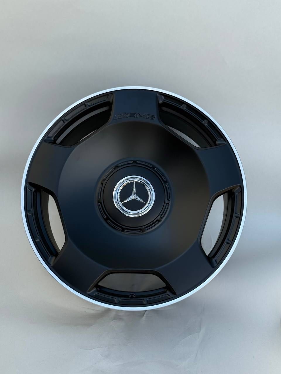 Mercedes-Benz Gelen 56434 10x22/5x130 D84.1 ET36 4 диска черный, серебристый