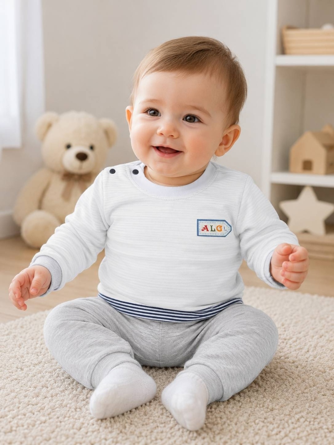 Кофточка Algiy mini белый