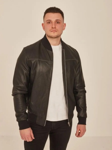 Бомбер AMARINO Fashion черный