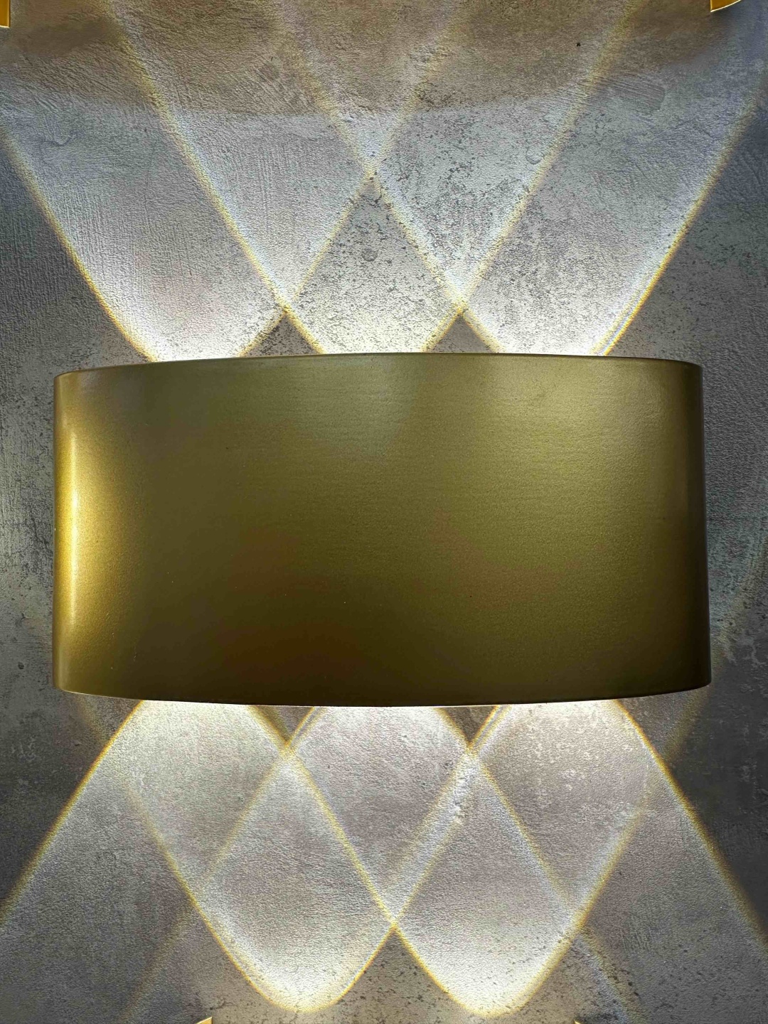 Бра настенный LED LED, золотистый