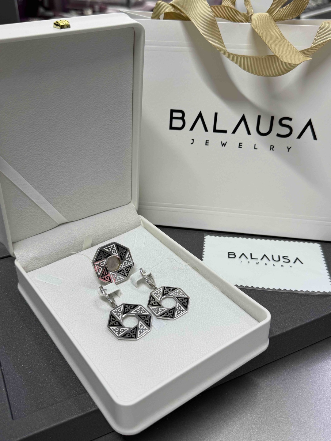 Balausa Jewelry ZH063(1-2) 19р вес 23 г серебро, эмаль