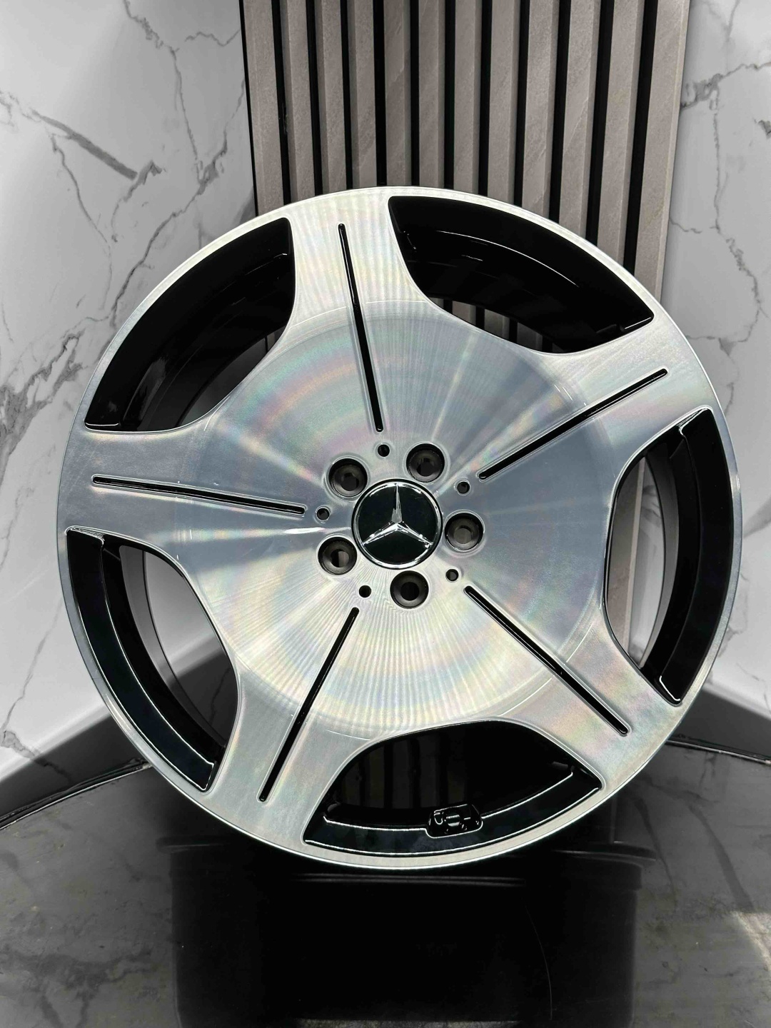 Mercedes-Benz T/G h3069f 8.5/9.5x20/5x112 D66.5 ET36.43 4 диска черный, серебристый